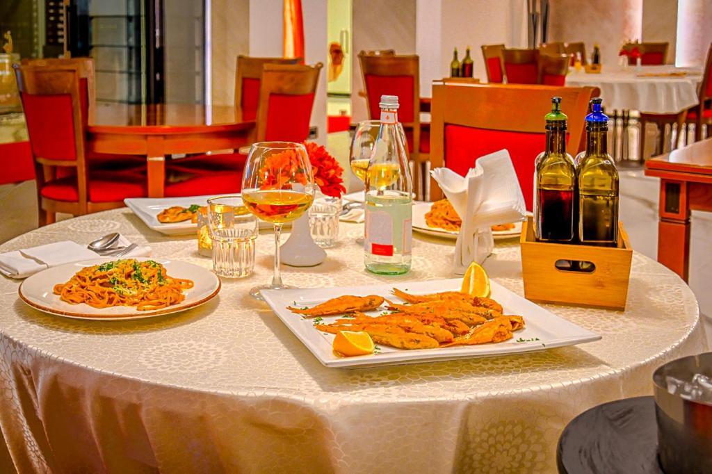 Hotel Vivas Durrës 외부 사진