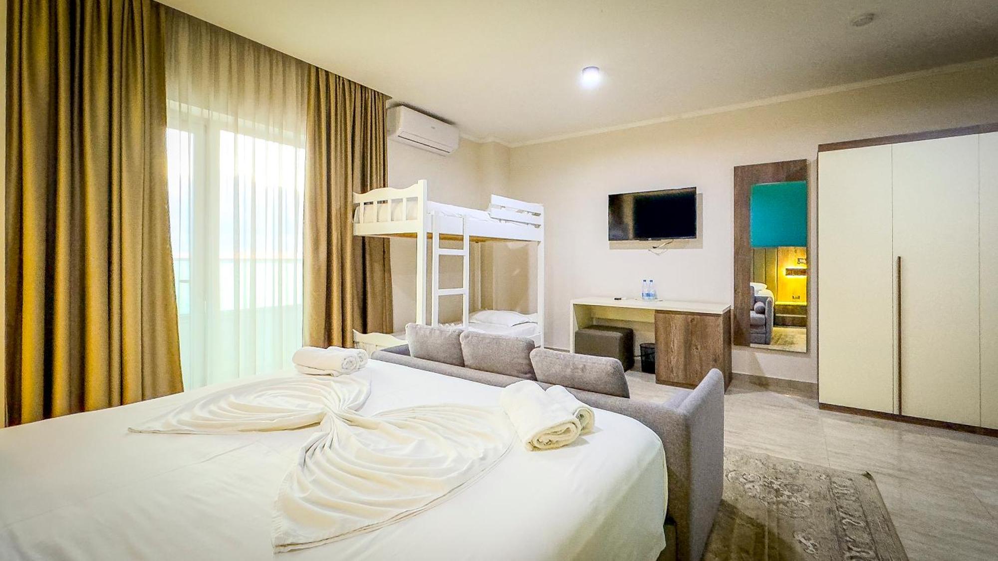 Hotel Vivas Durrës 외부 사진