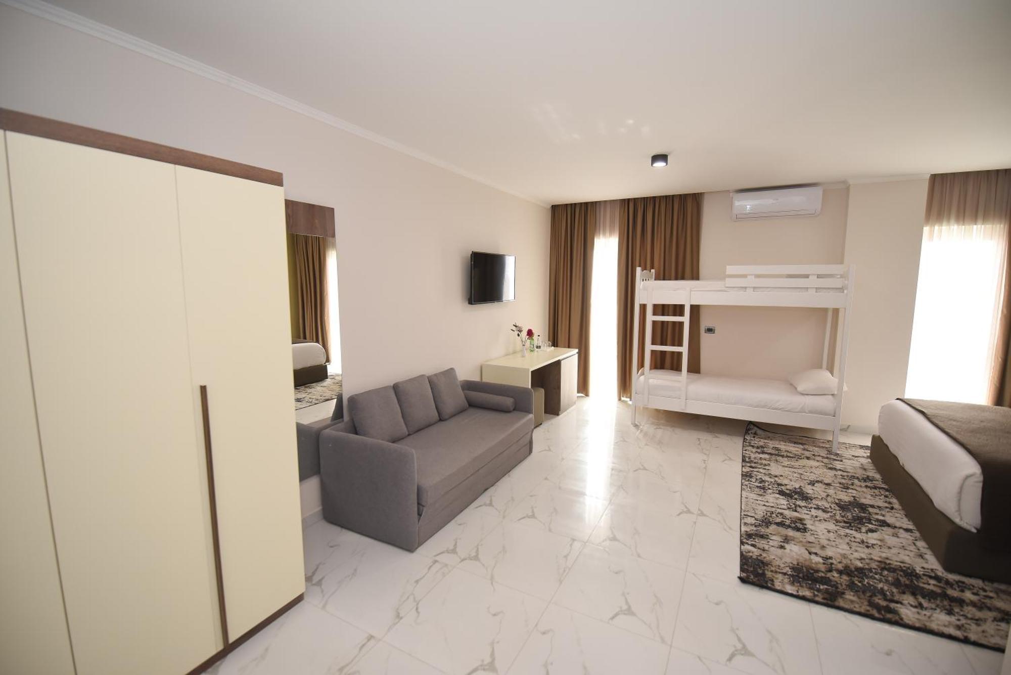 Hotel Vivas Durrës 외부 사진
