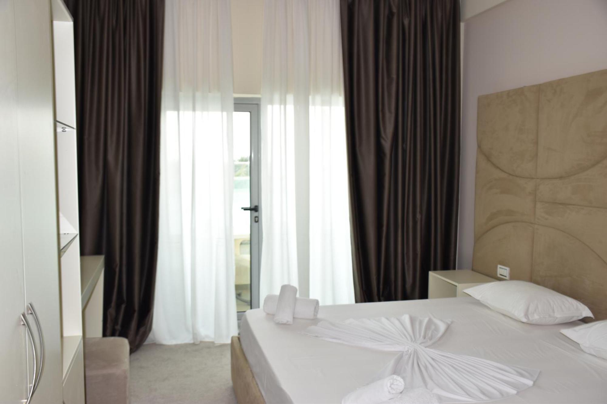 Hotel Vivas Durrës 외부 사진